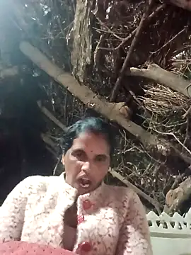 Manvi_hote's cam snapshot