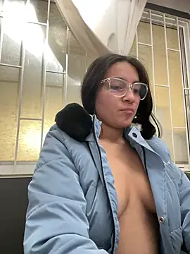 Alyha_Cortes's cam snapshot