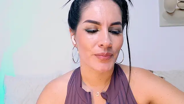 Pamela_Rosal's cam snapshot