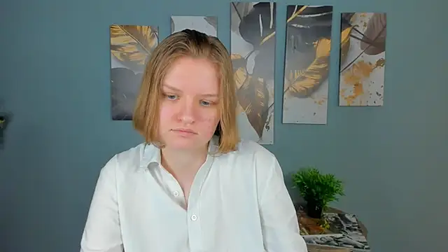 LilianSwall live sex cam