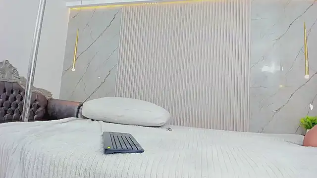 sally_rosses live sex cam