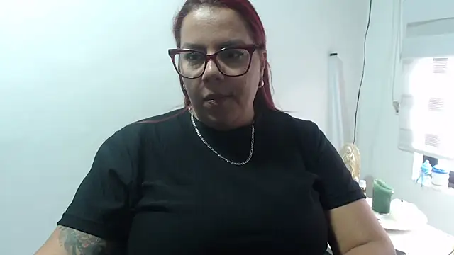 Rebecagiraut's cam snapshot