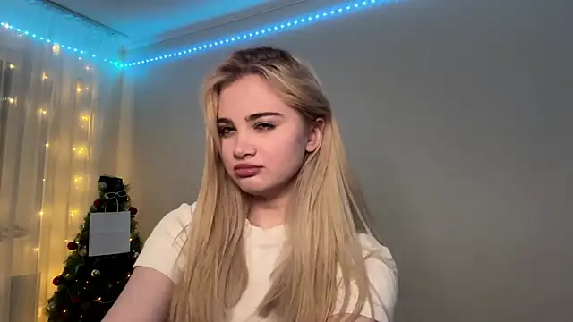 KariJarecke's cam snapshot