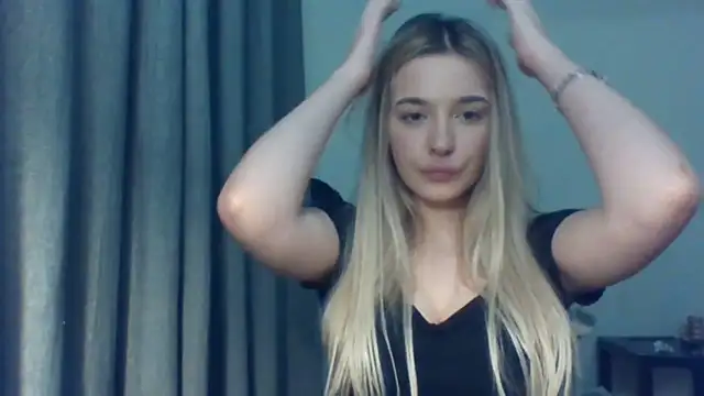 EvelineMagnetic's cam snapshot