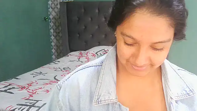 almaswan1 live sex cam