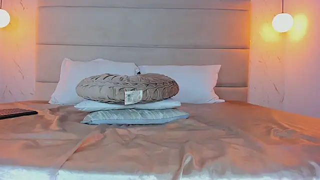 Abbie_Jons's cam snapshot