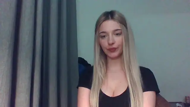 EvelineMagnetic's cam snapshot