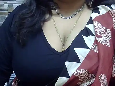 kiranpreet85 live sex cam