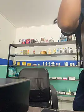 Sarah_Hinata live sex cam