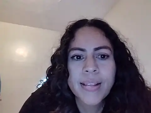 _Zhamira's cam snapshot