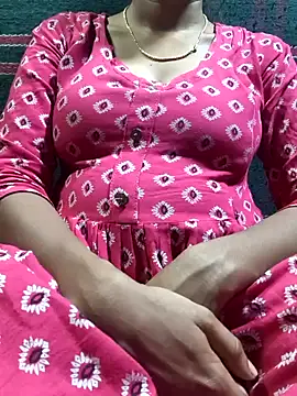 call_me_ammulu099's cam snapshot