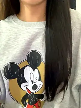 Jonlie18 live sex cam