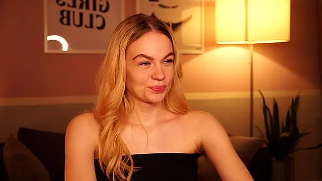 secretdesireee's cam snapshot