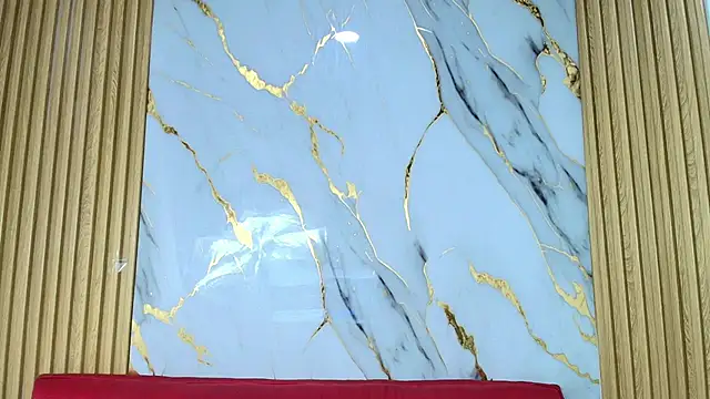 Luluu_08 live sex cam