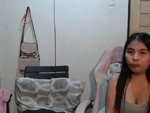 Seductive_Two0205's cam snapshot