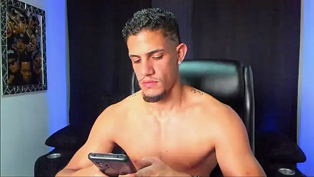 jhonnysnow17 live sex cam