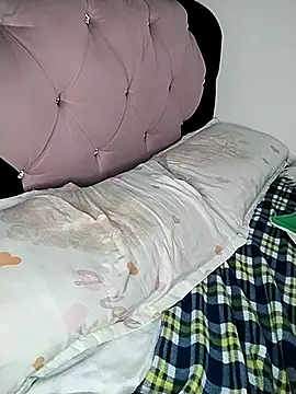 Pussycat_9999 live sex cam