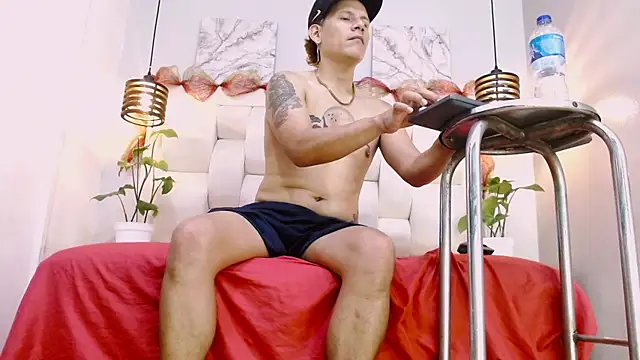 Caliche_1's cam snapshot