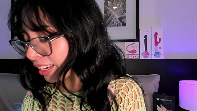 vi_anaya's cam snapshot