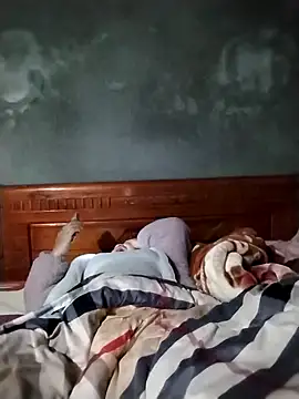 emini-xx's cam snapshot