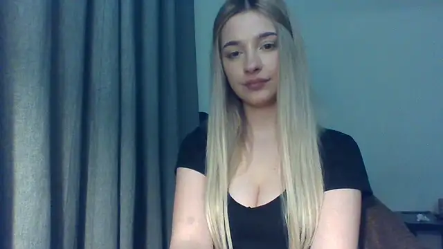 EvelineMagnetic's cam snapshot