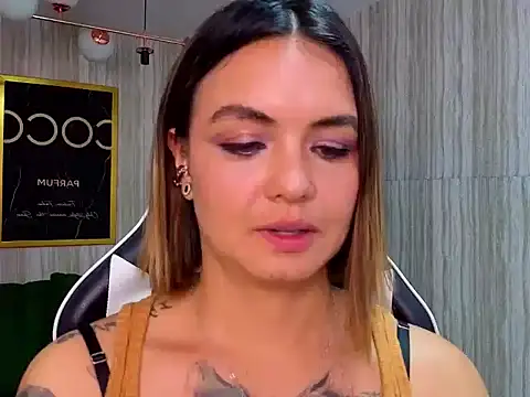 zarcasutra_t's cam snapshot