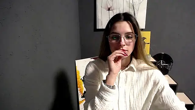 lady_olivia_'s cam snapshot