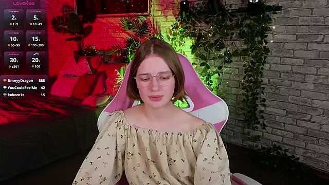 Mia_Mooore's cam snapshot