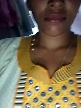 Tamil_Amul's cam snapshot