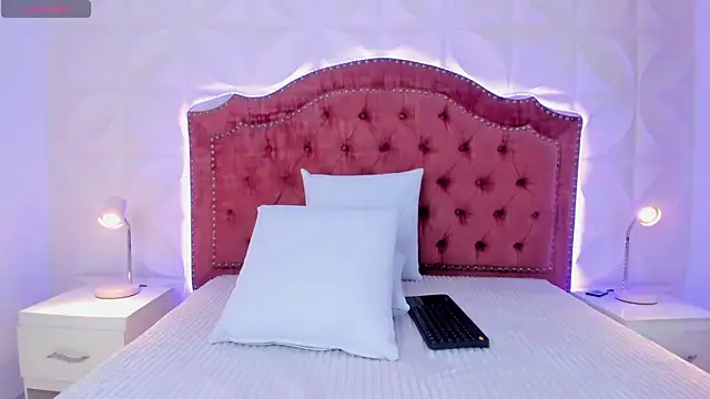 _aurent_sara's cam snapshot