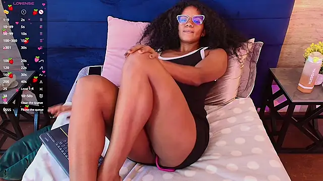 Ellie-Alves's cam snapshot