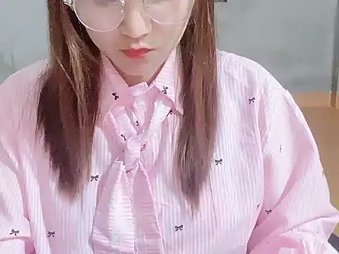 TranOanh999's cam snapshot