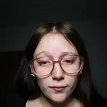 YoungLisaa18's cam snapshot