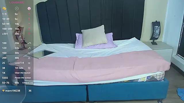 Laracooper_'s cam snapshot