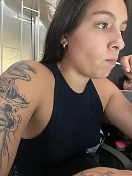 Alyha_Cortes live sex cam