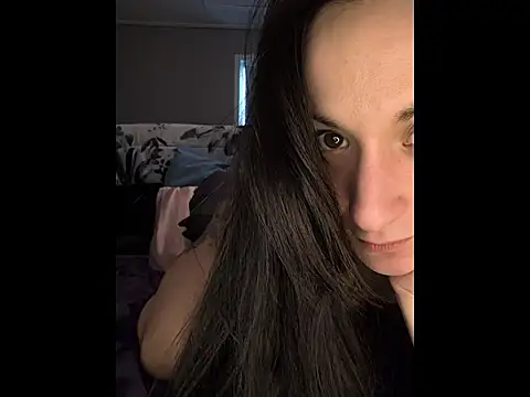 LexiLuxi's cam snapshot