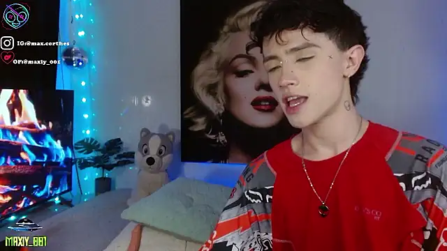 maxiy_001 live sex cam