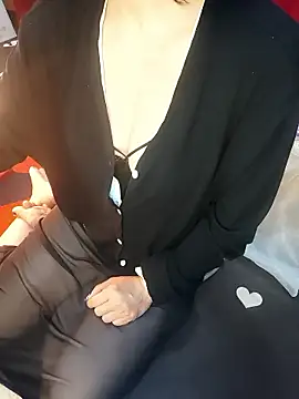 Alone_nothing live sex cam