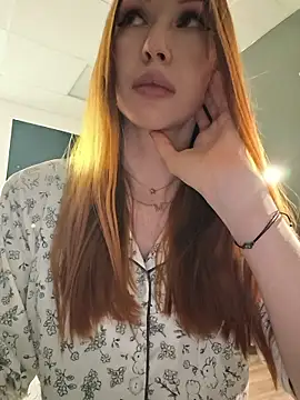 MayaSolar live sex cam