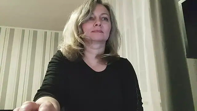EdithManning live sex cam
