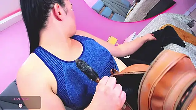 Dalis_Hills live sex cam