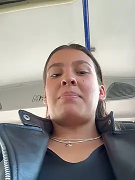 Talia_Bonet live sex cam