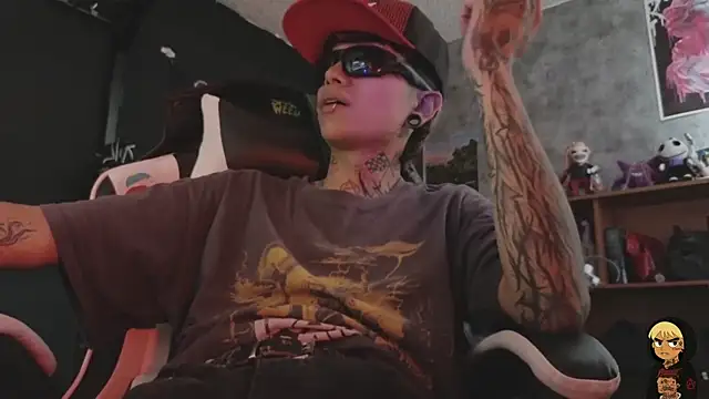 AcidMilo live sex cam