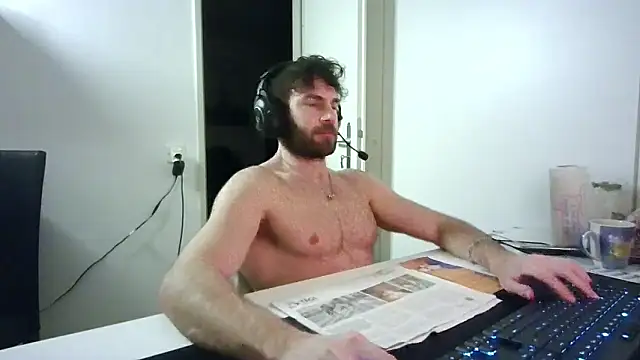 alpha-hunk live sex cam