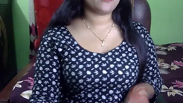 BengaliQueenStar live sex cam
