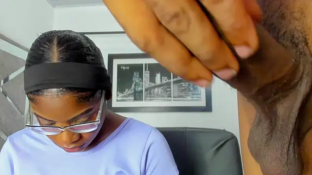 EvaxEmma live sex cam