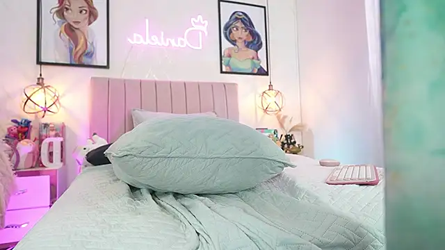 dani_parker_ live sex cam