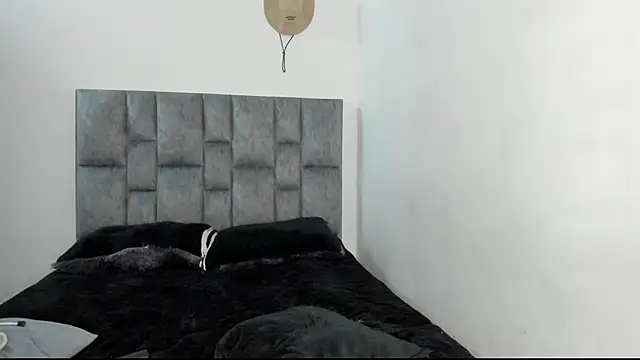 emily_pons's cam snapshot