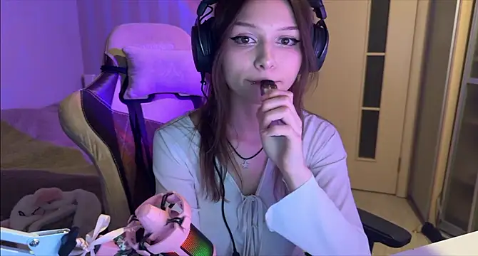 MilaMiuu's cam snapshot