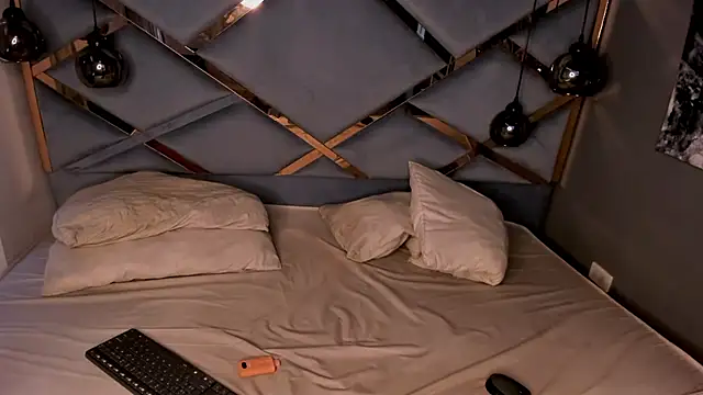 OliIverr22 live sex cam